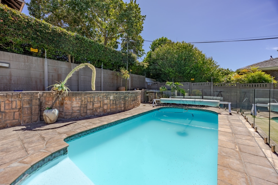 5 Bedroom Property for Sale in Kenilworth Upper Western Cape